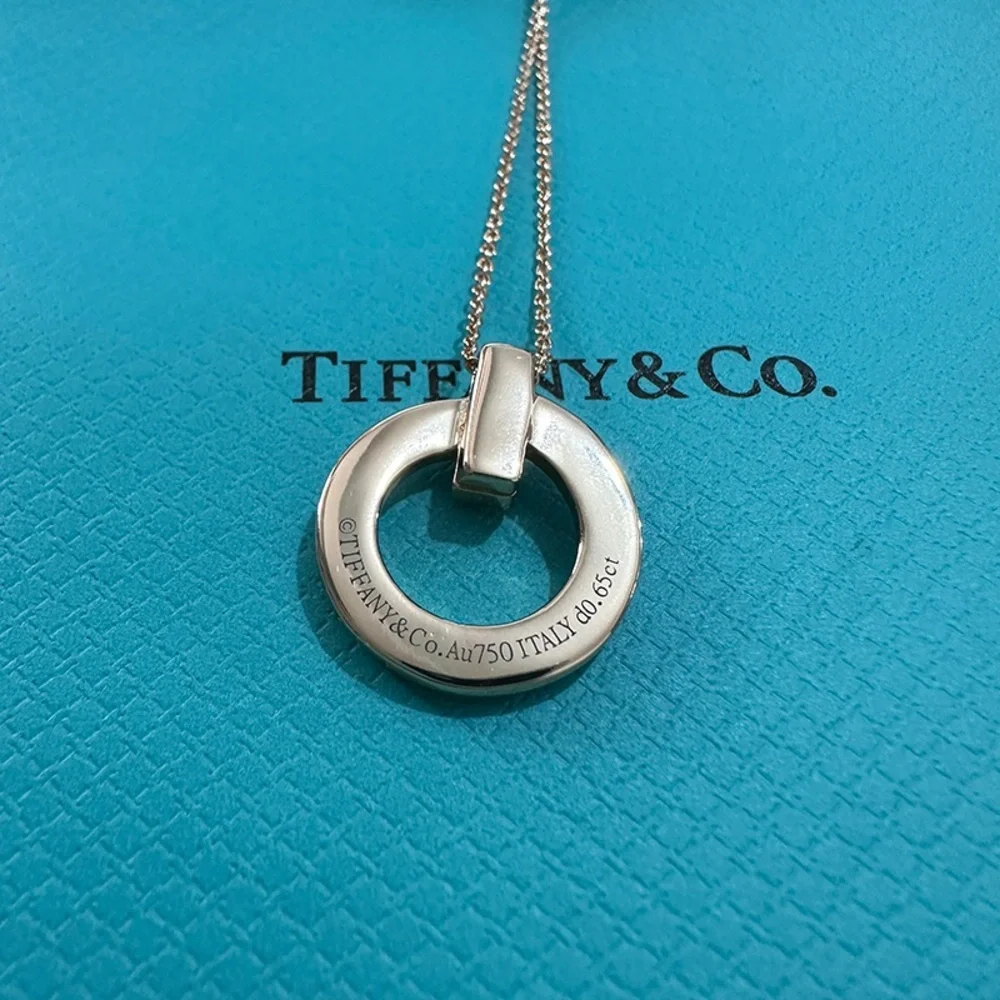 Tiffany Round Diamond Necklace - Picture 5 of 6